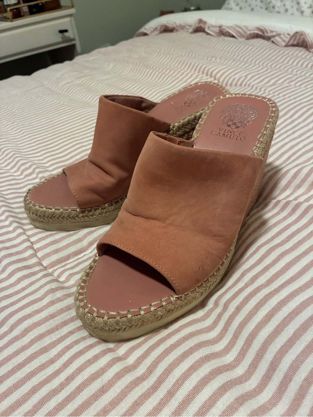 Vince Camuto Dusty Rose Suede Espadrille Wedge Slides